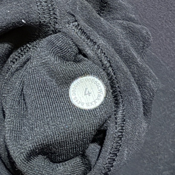 lululemon Women’s Black Textured High Rise Leggings Size 4 - Picture 5 of 5